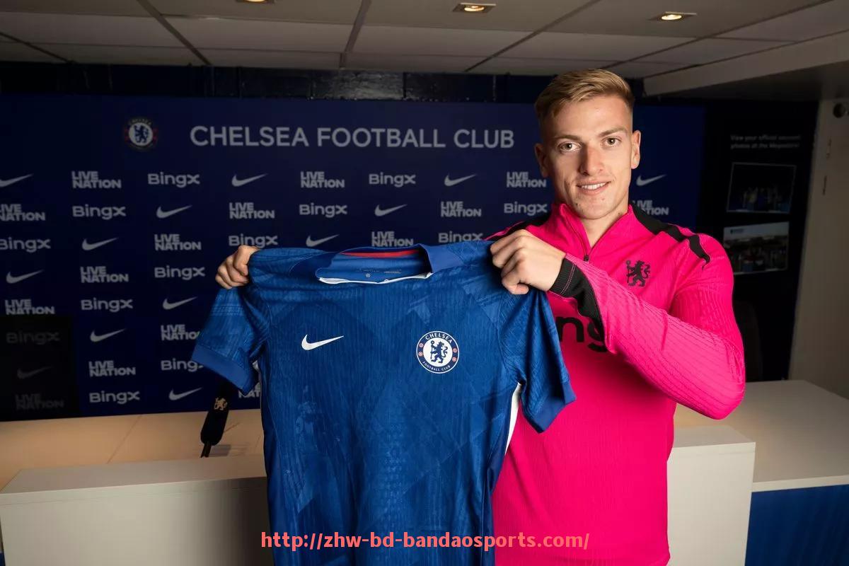 半岛体育-世俱杯媒体公关危机处理机制及应对案例分析